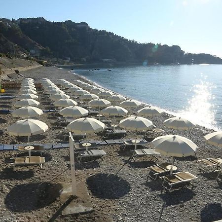 Il Cantone Del Faro Giardini-Naxos Exterior foto
